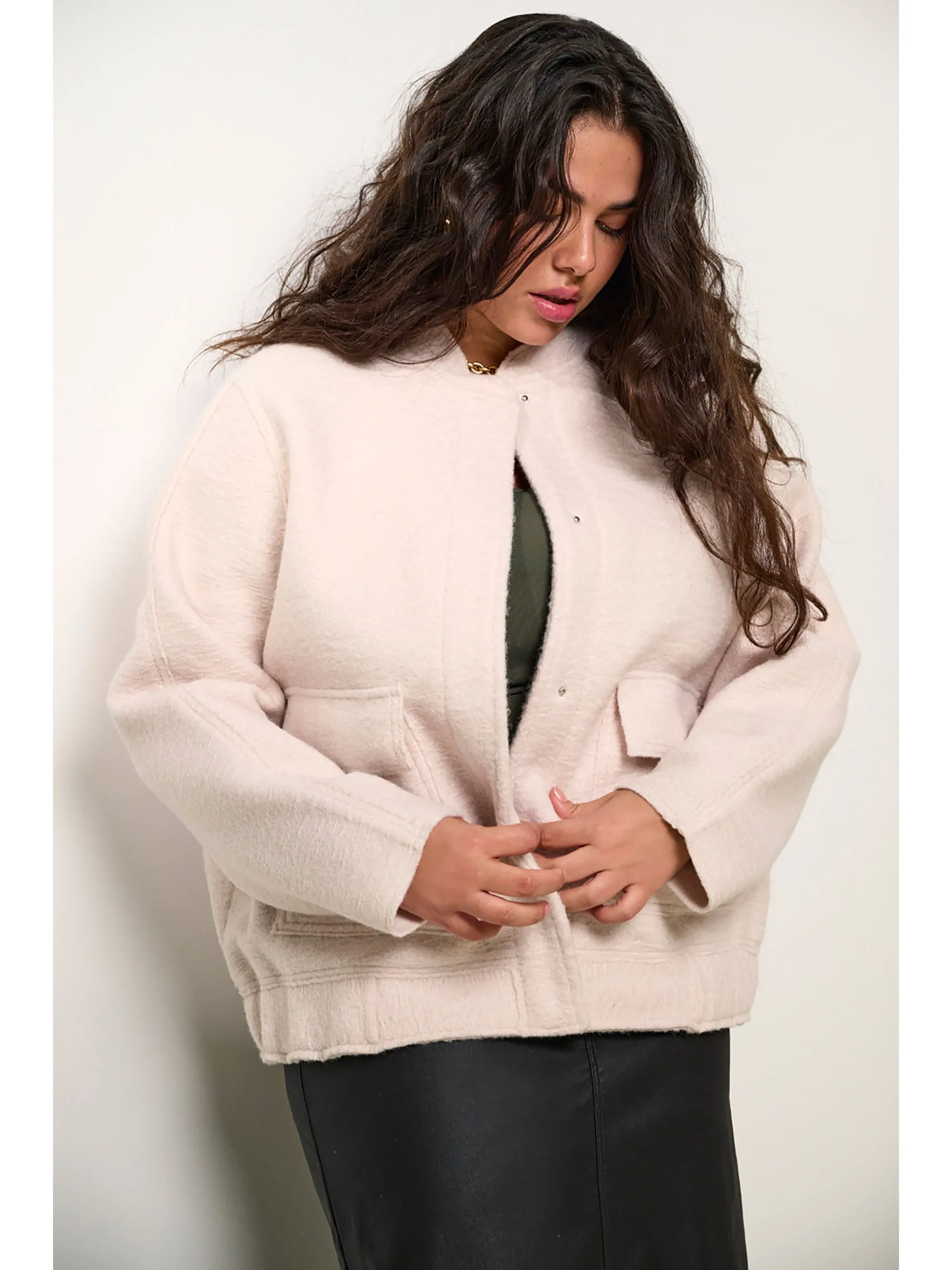 Only Carmakoma 15335598 CARSANNE BOUCLE BOMBE Beige 903816 201511 4